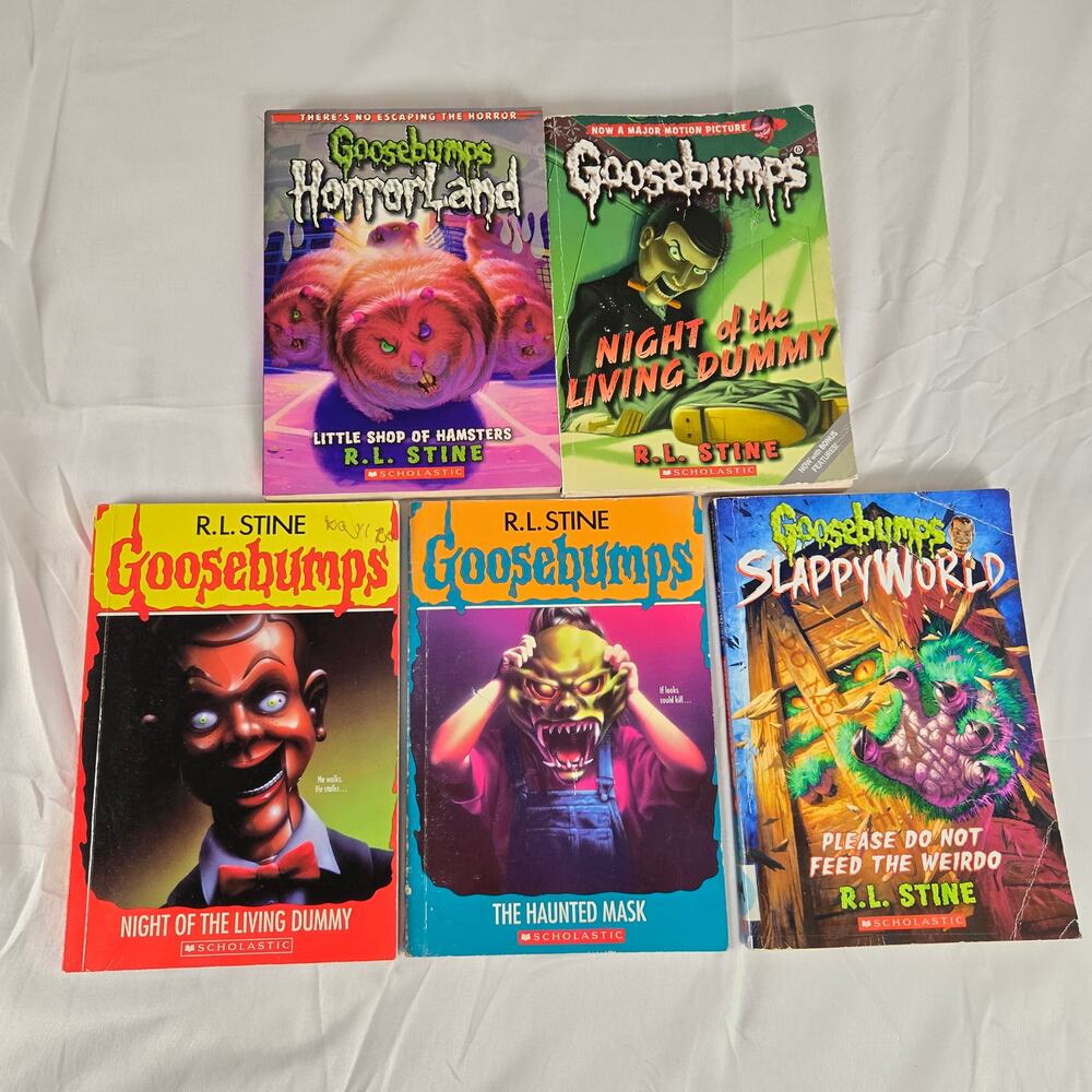 Goosebumps, R.L. Stine, 5 Book Bundle Vintage 1993/2018 Scholastic Softcovers